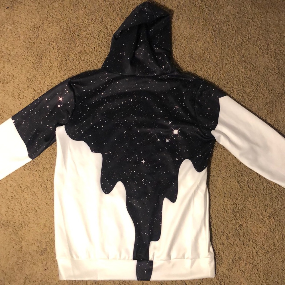 Sweater - Picture 2 of 2
